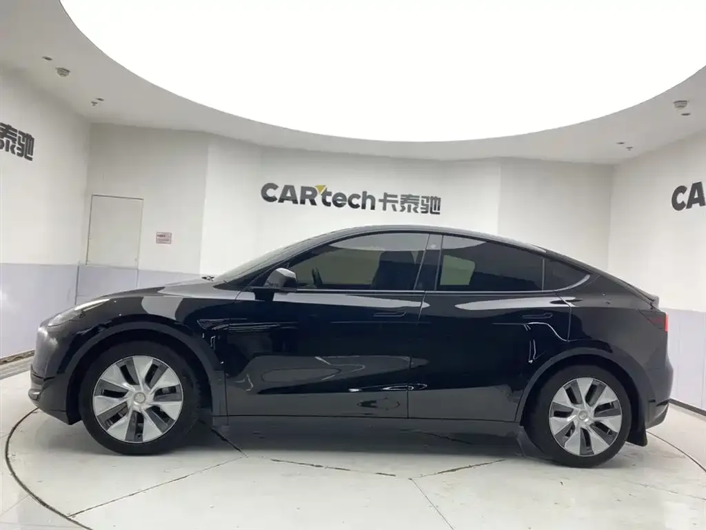 Tesla Model Y 2022 из CN, фото 5