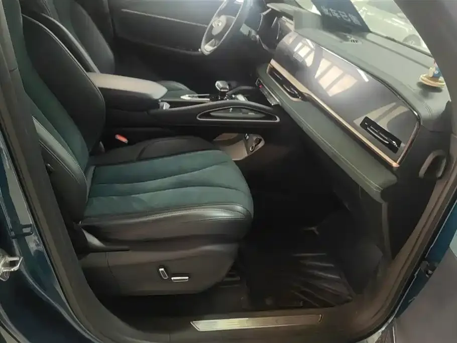 Geely Xingyue L 2021 из CN, фото 5