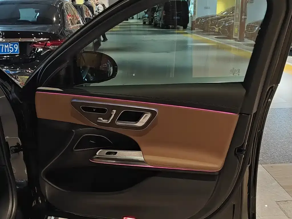 Mercedes-Benz E-Class 2024 из CN, фото 7