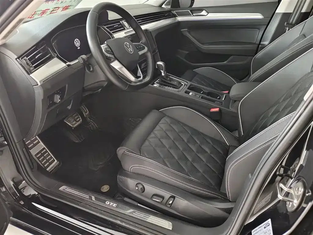 Volkswagen Magotan GTE PHEV 2023 из CN, фото 10