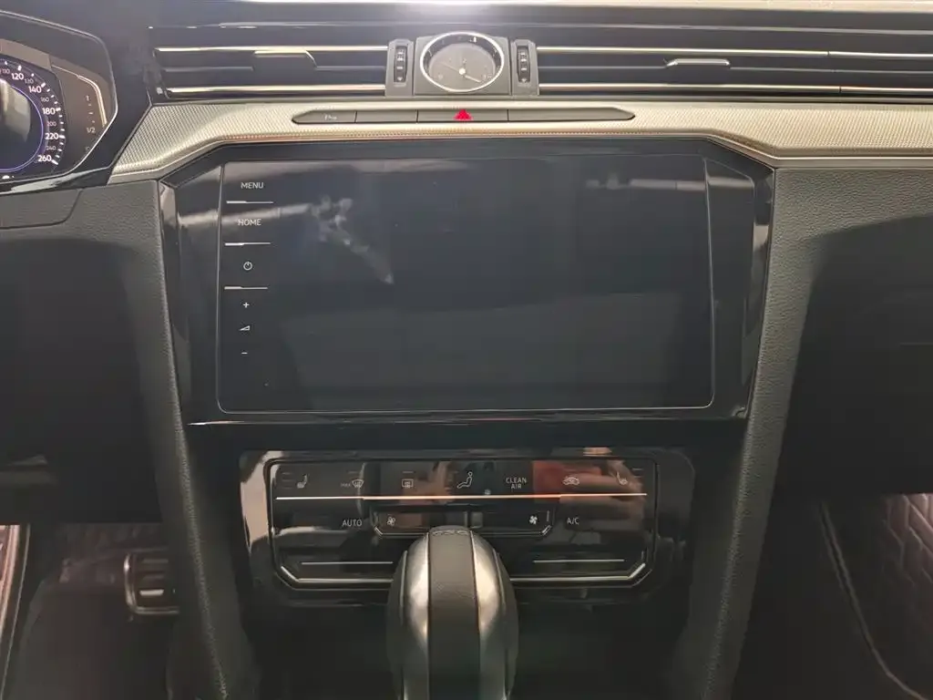 Volkswagen Magotan GTE PHEV 2023 из CN, фото 6