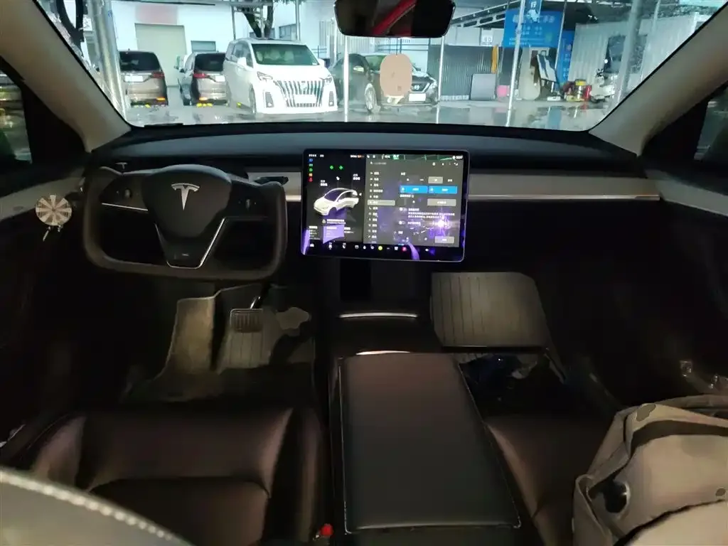 Tesla Model Y 2024 из CN, фото 7