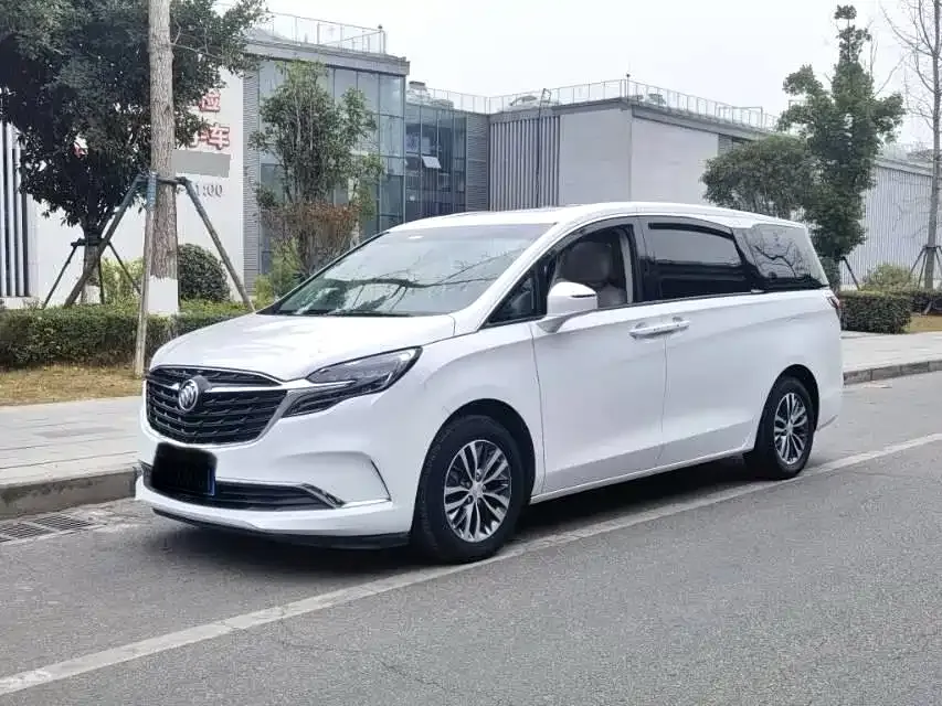Buick GL8 2021 из CN, фото 1