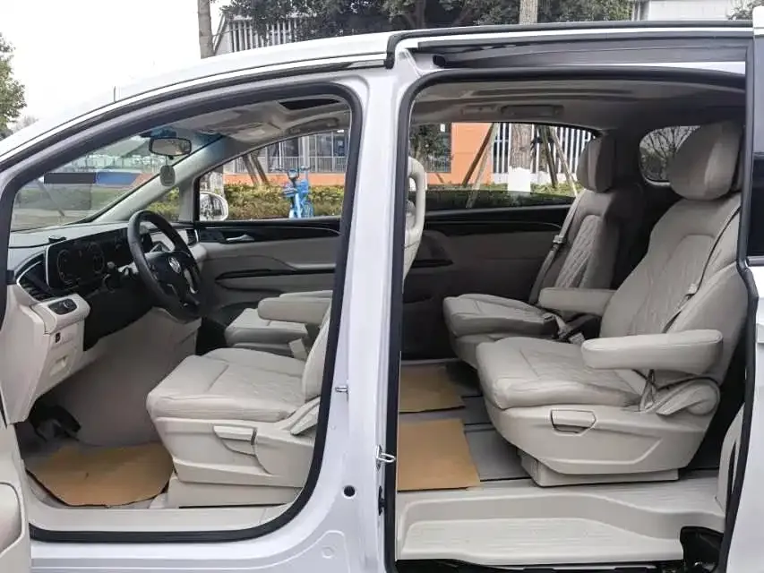 Buick GL8 2021 из CN, фото 8