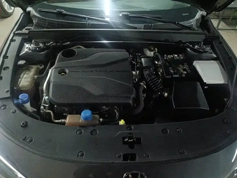 Changan UNI-V 2023 из CN, фото 6