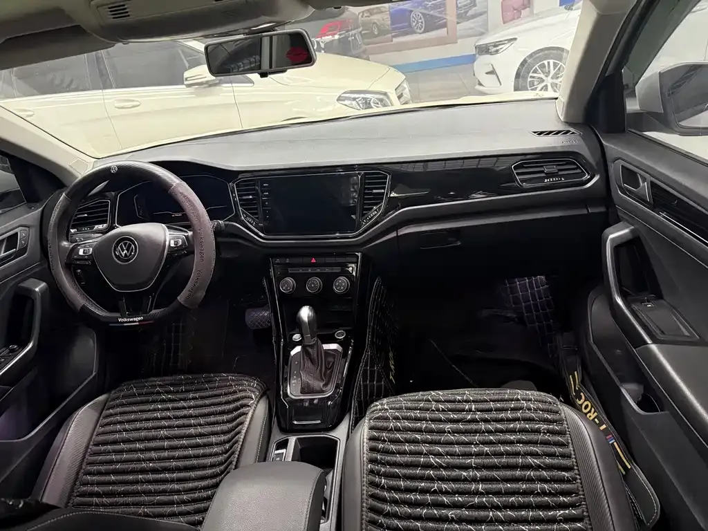 Volkswagen T-Roc 2022 из CN, фото 7