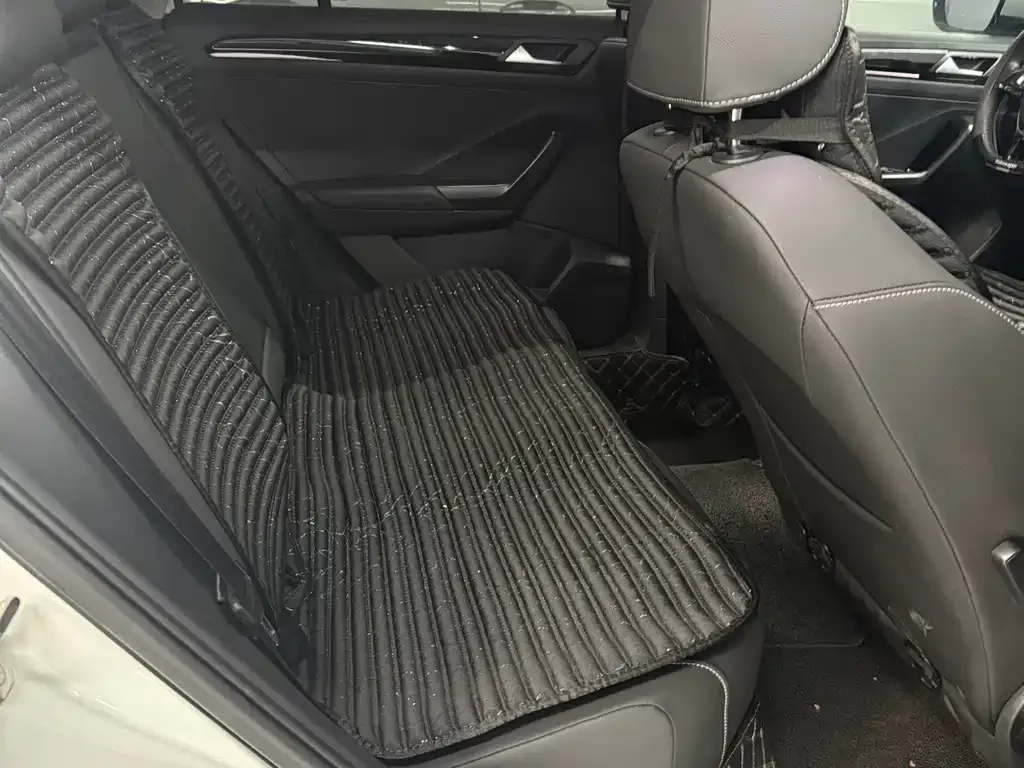 Volkswagen T-Roc 2022 из CN, фото 8