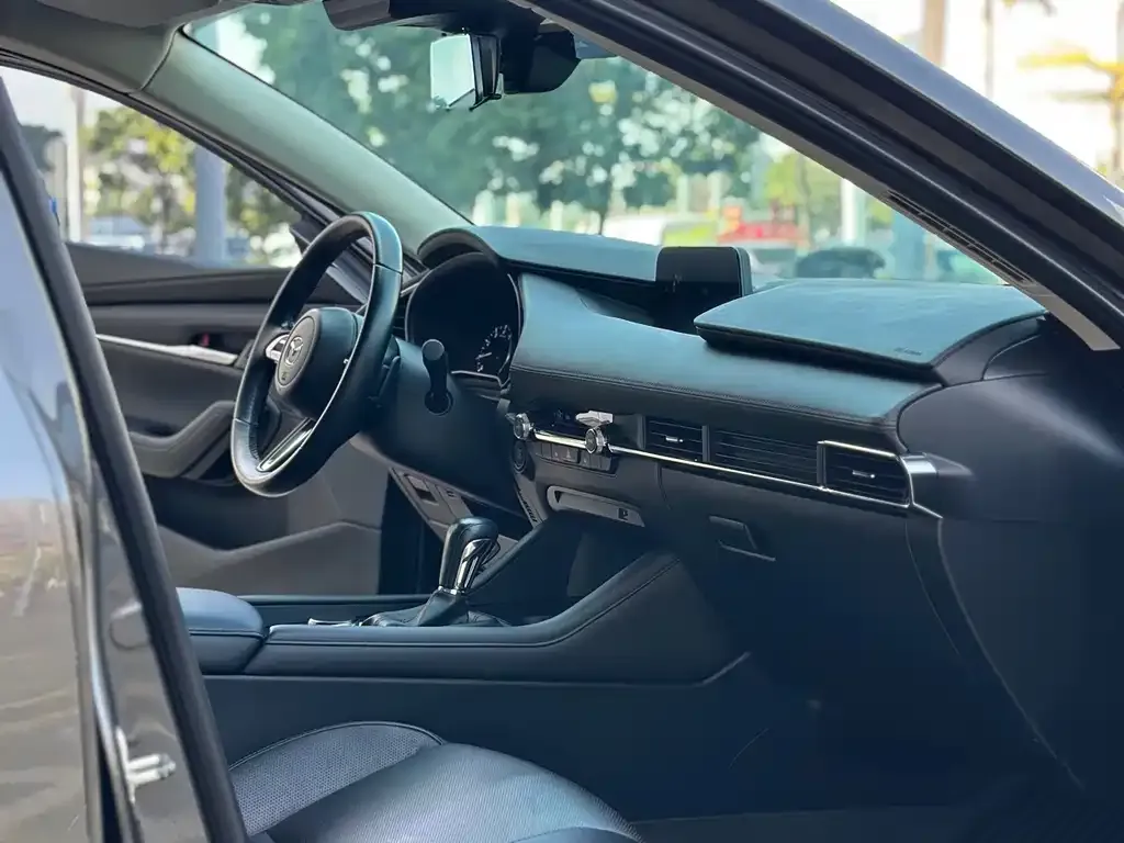 Mazda 3 Axela 2021 из CN, фото 9