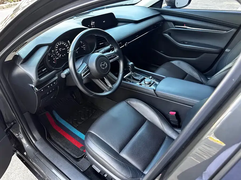 Mazda 3 Axela 2021 из CN, фото 10