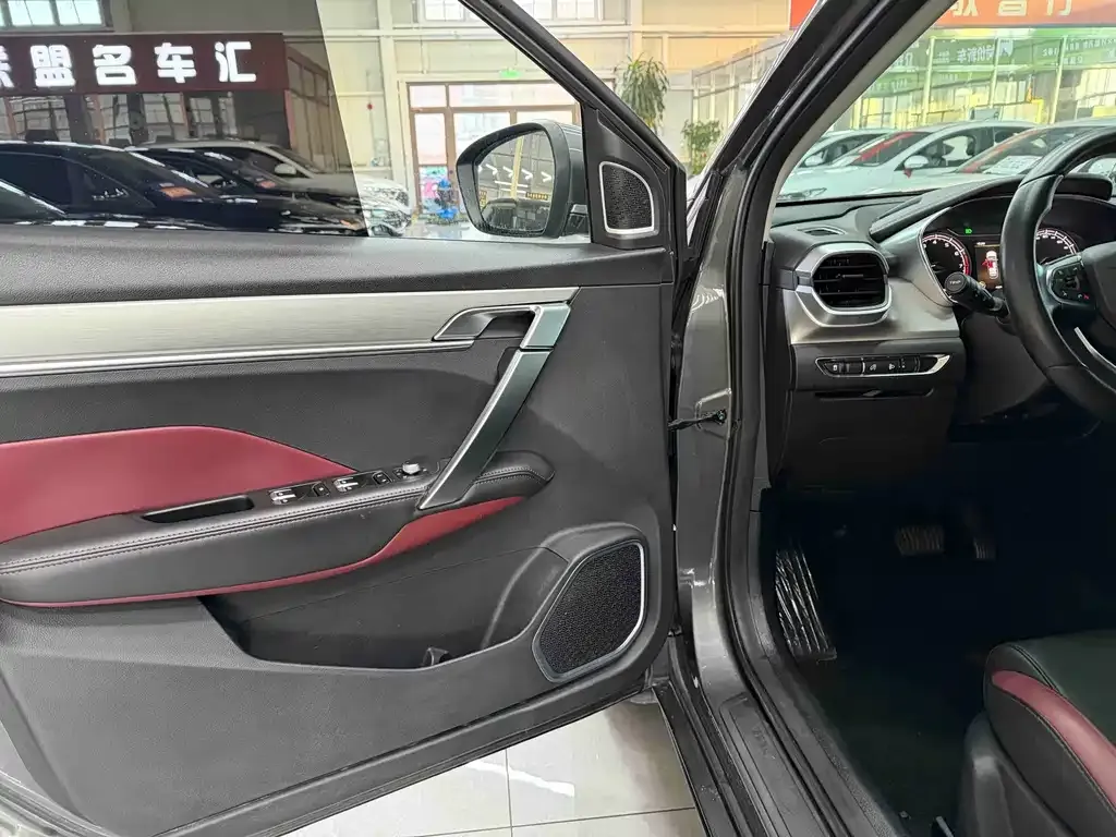 Geely Binyue 2021 из CN, фото 4
