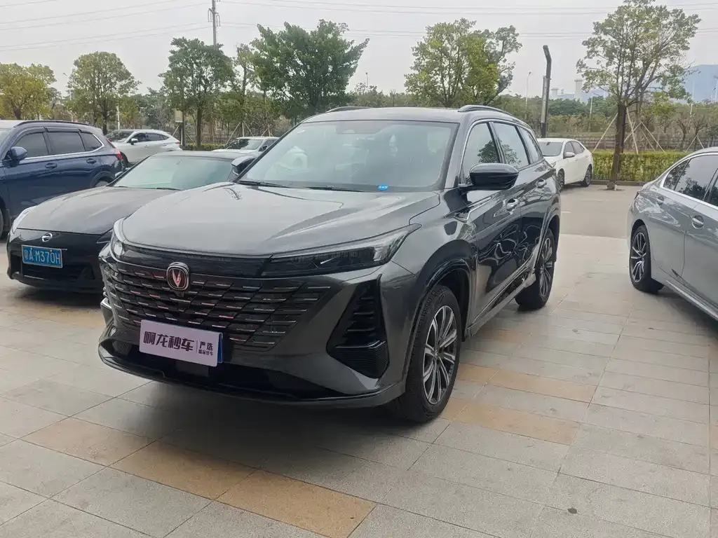 Changan CS75PLUS — фото 1
