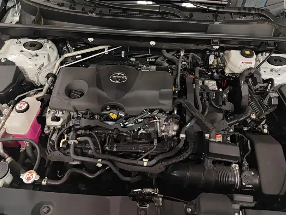 Toyota RAV4 2023 из CN, фото 9