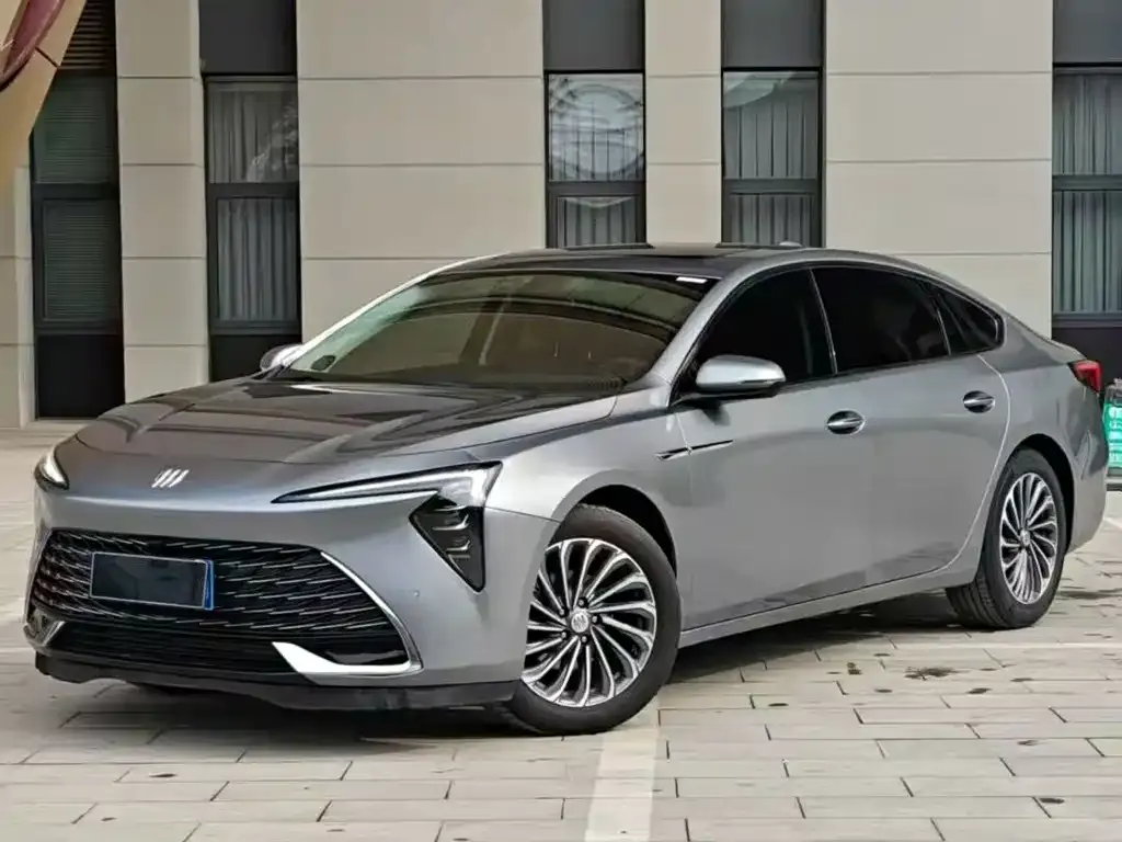 Buick LaCrosse 2023 из CN, фото 1