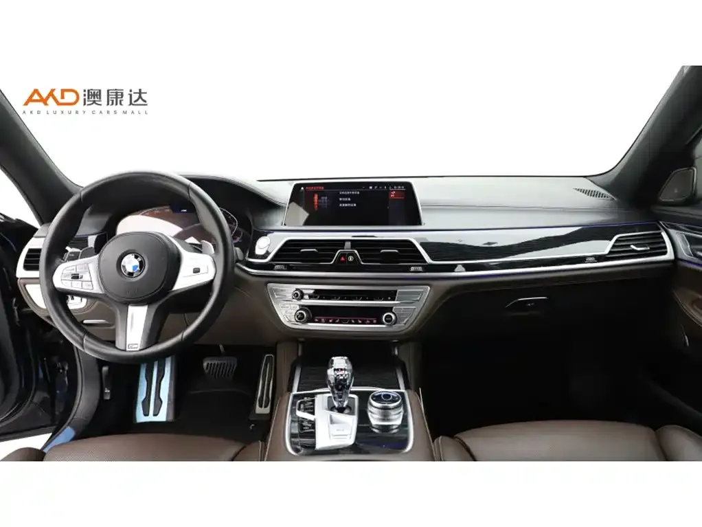 BMW 7 Series 2021 из CN, фото 7