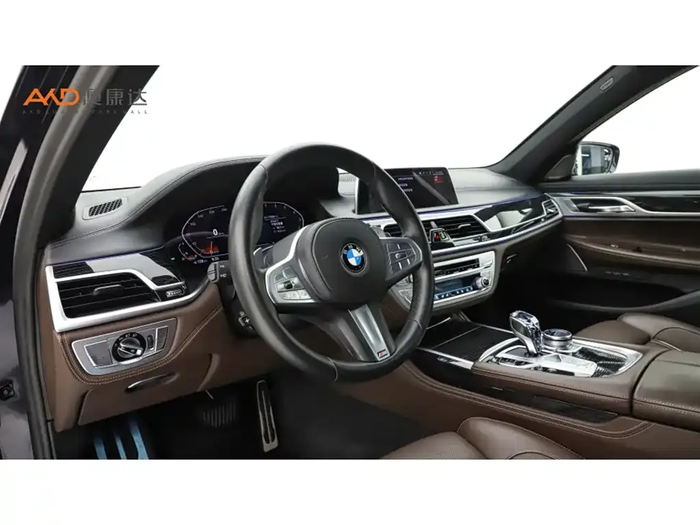 BMW 7 Series 2021 из CN, фото 4