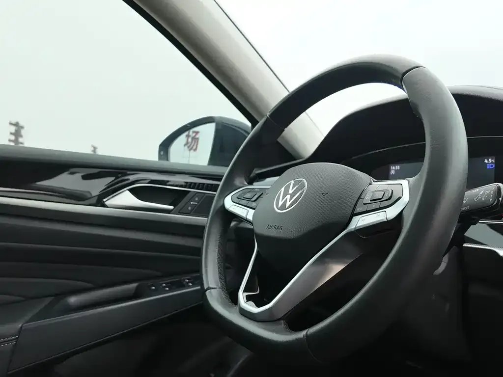 Volkswagen Passat — фото 2