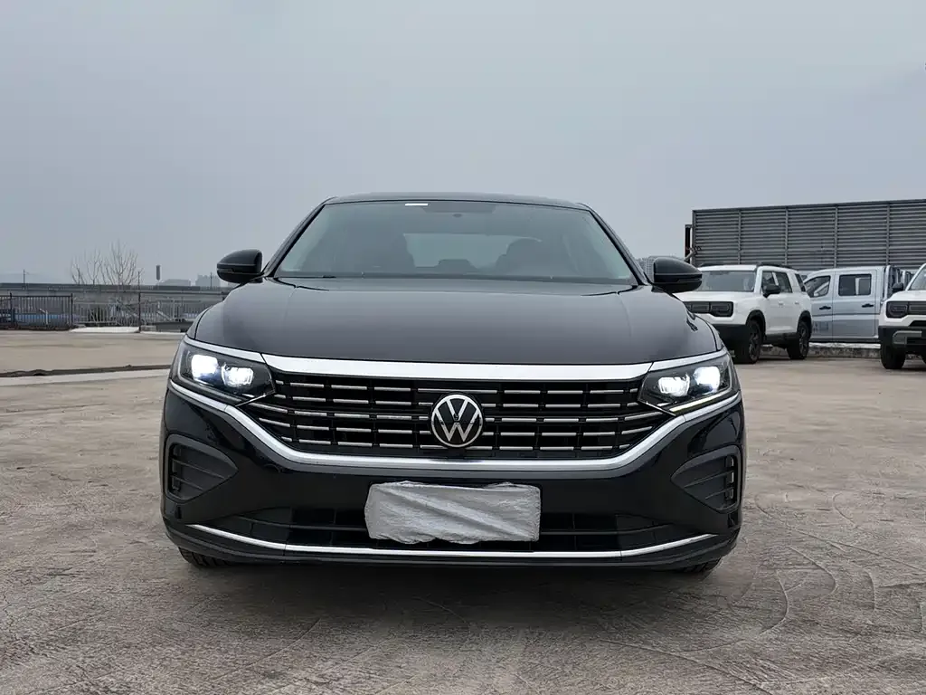 Volkswagen Passat — фото 5
