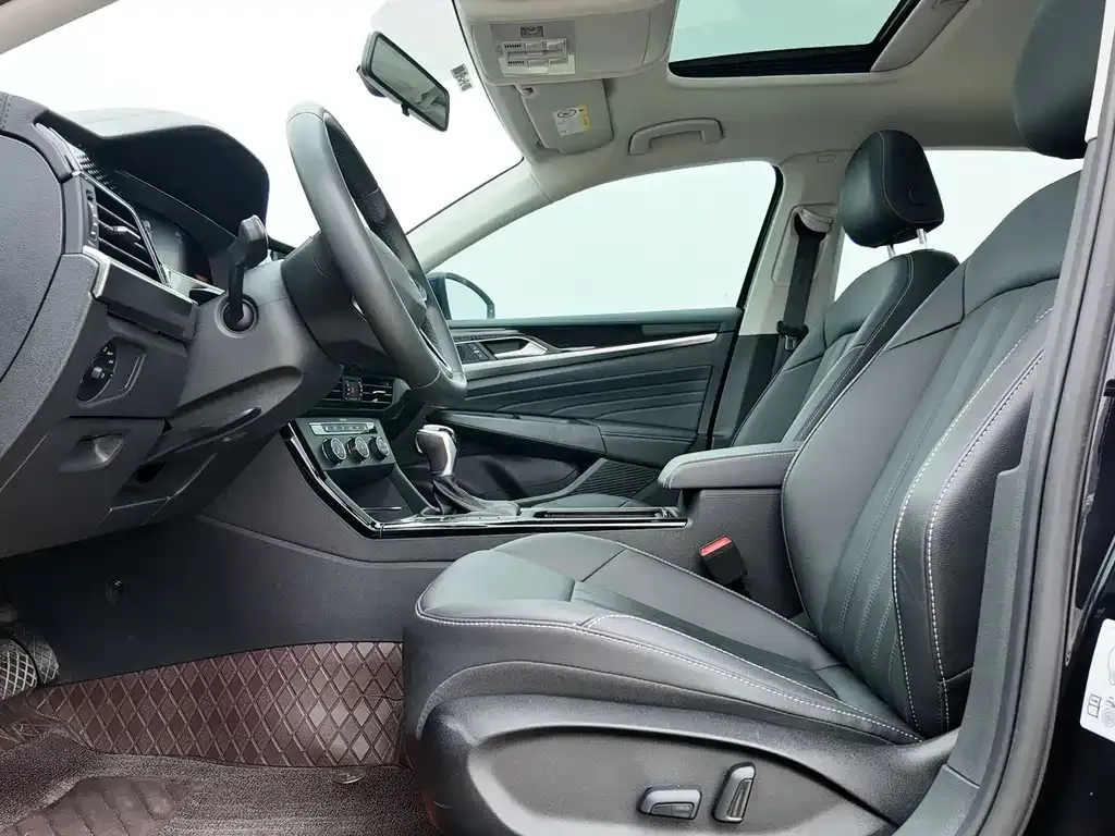 Volkswagen Passat — фото 9