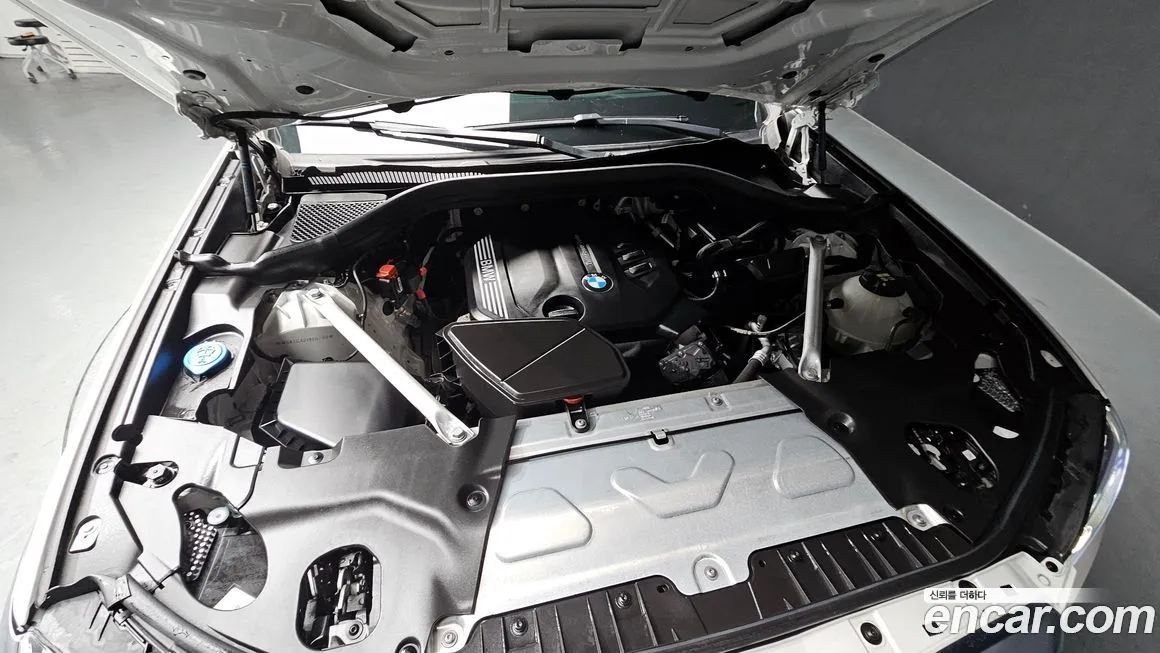 BMW X4 2022 из KR, фото 4