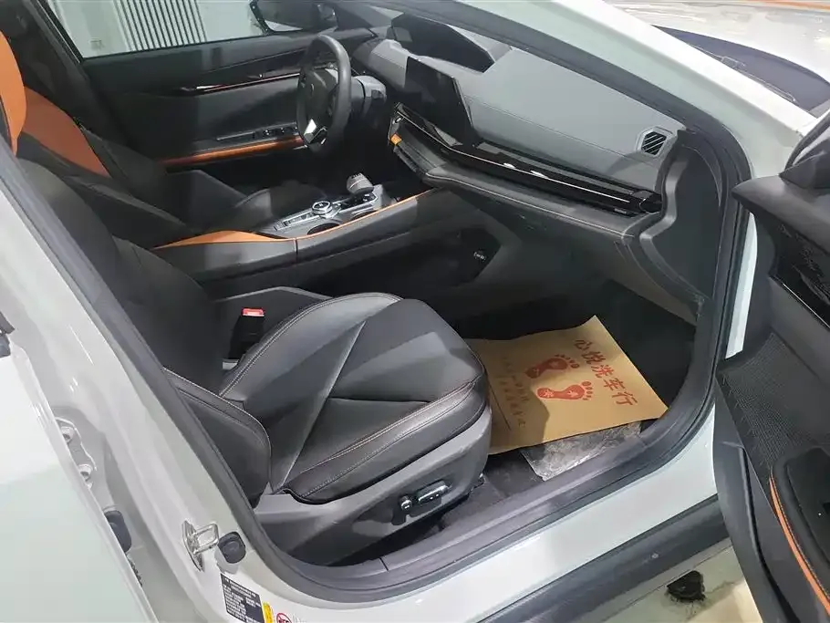 Changan UNI-V iDD 2023 из CN, фото 9