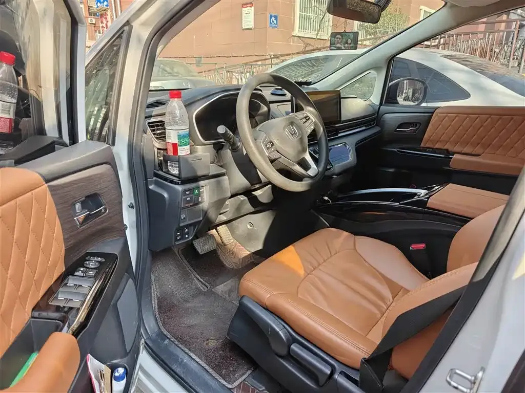 Honda Odyssey 2022 из CN, фото 10