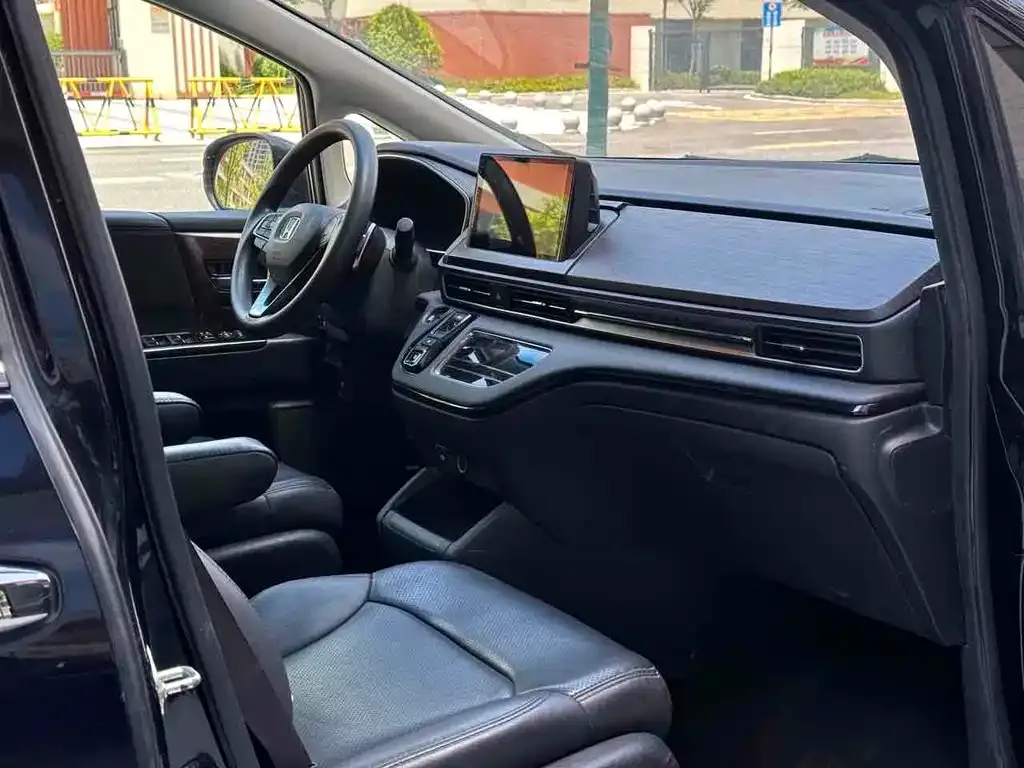 Honda Odyssey 2023 из CN, фото 8