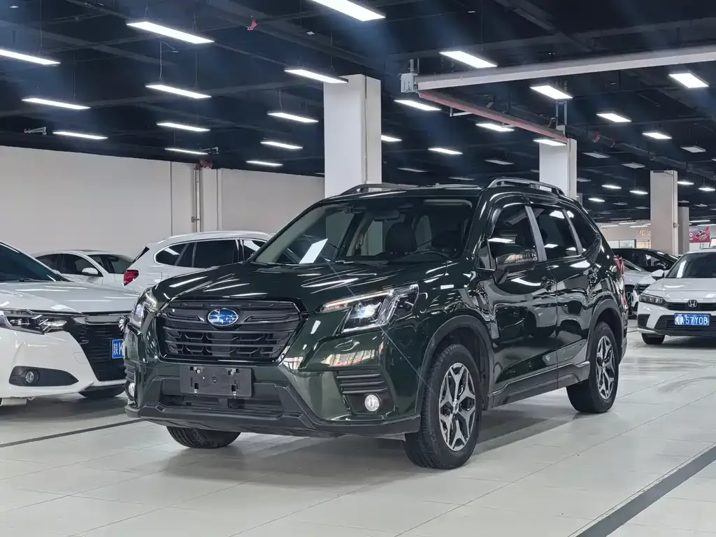 Subaru Forester 2022 из CN, фото 1