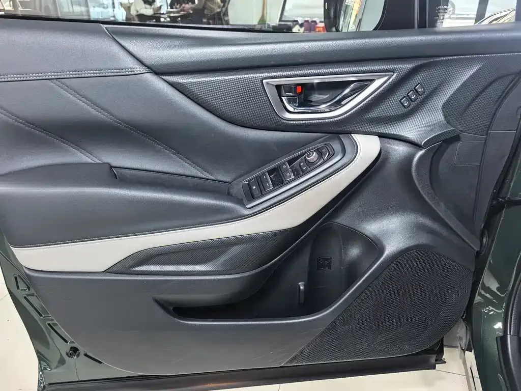 Subaru Forester 2022 из CN, фото 7