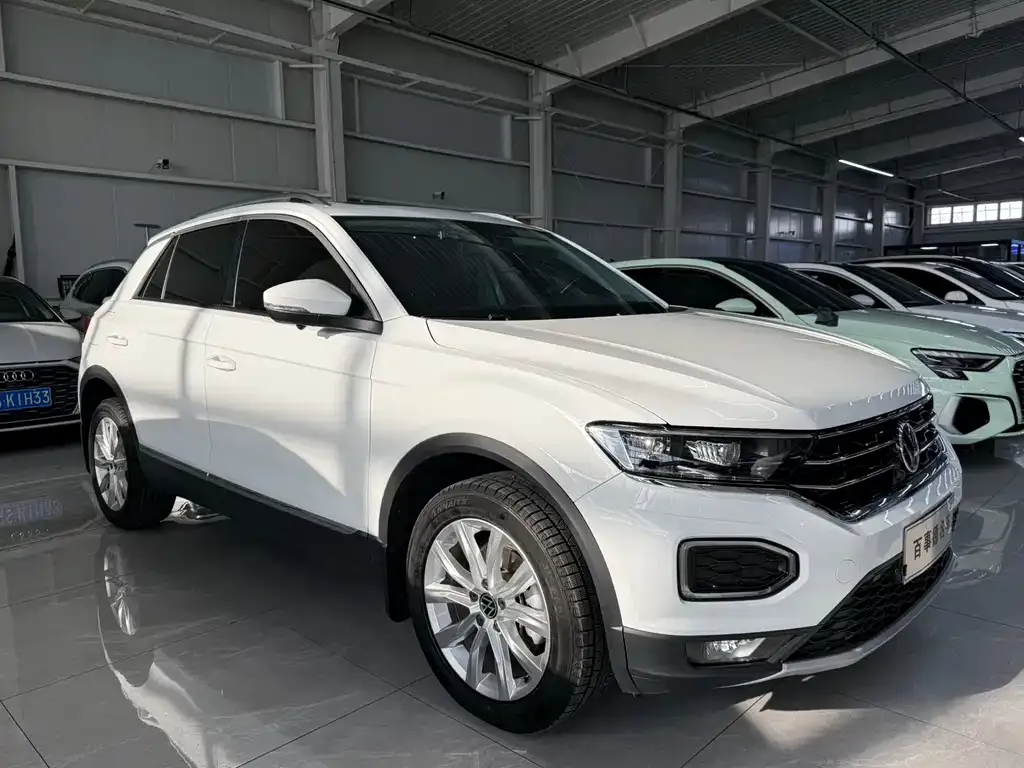 Volkswagen T-Roc 2022 из CN, фото 2