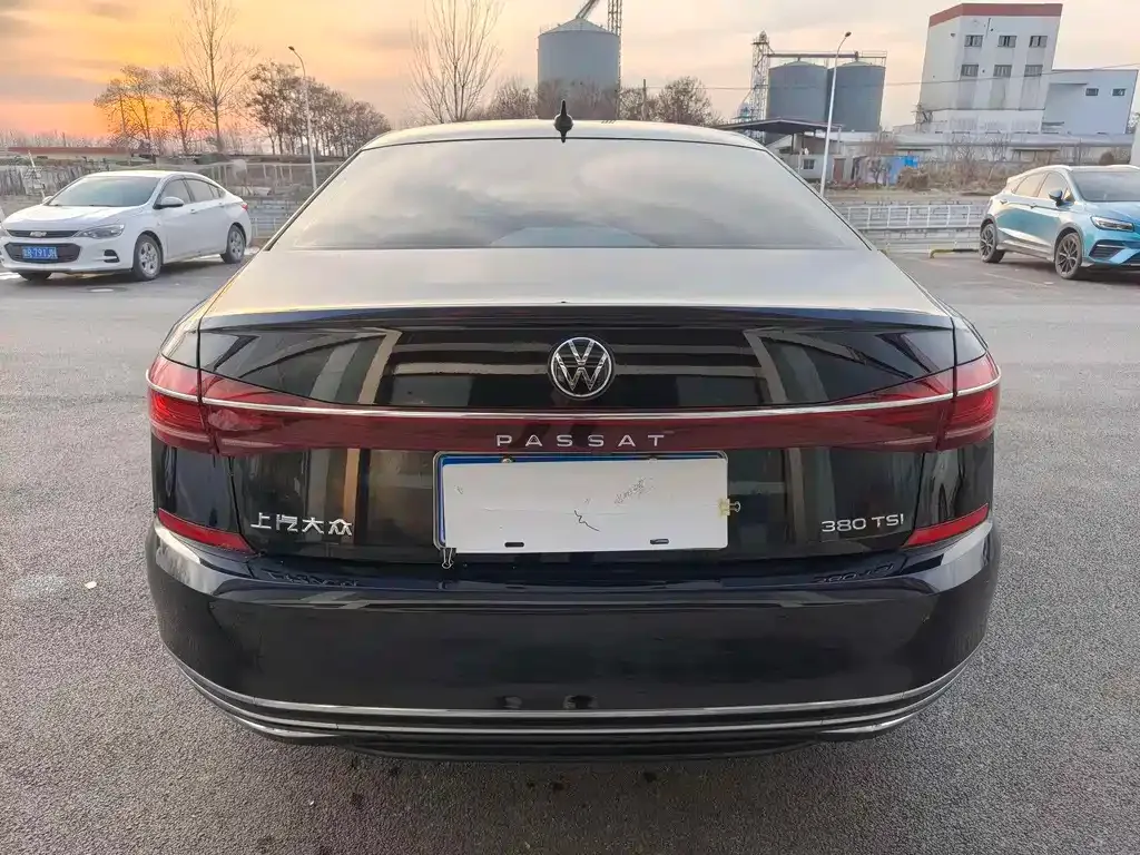 Volkswagen Passat 2024 из CN, фото 6