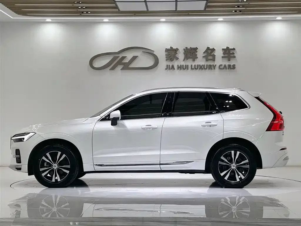 Volvo XC60 — фото 2