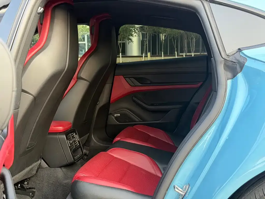 Porsche Taycan 2024 из CN, фото 7