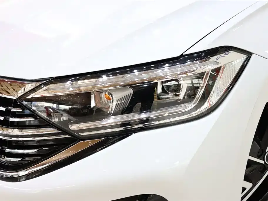 Volkswagen Sagitar 2023 из CN, фото 4