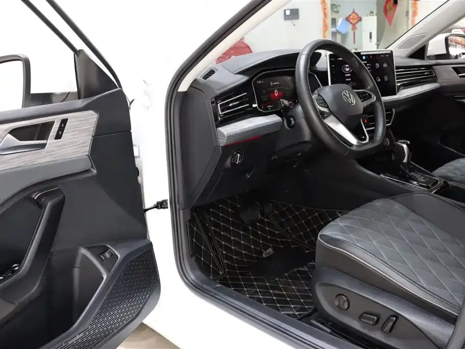 Volkswagen Sagitar 2023 из CN, фото 5
