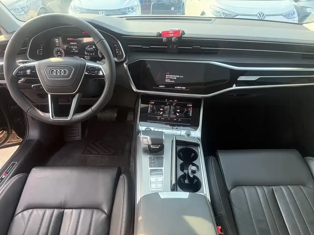 Audi A6L 2024 из CN, фото 5