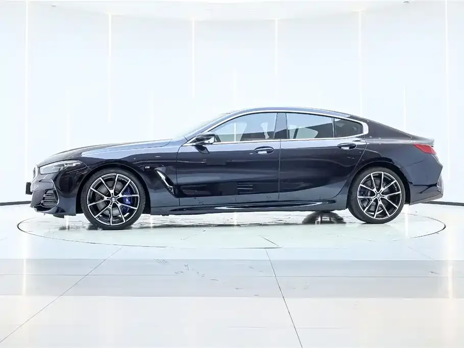 BMW 8 Series 2023 из CN, фото 10