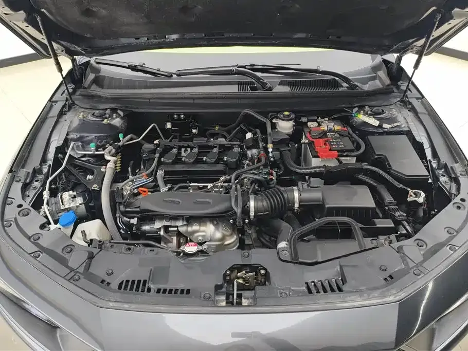 Honda Accord — фото 6