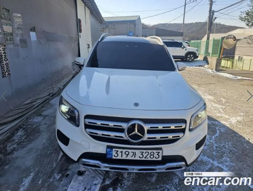 Mercedes-Benz GLB-Class — фото 1