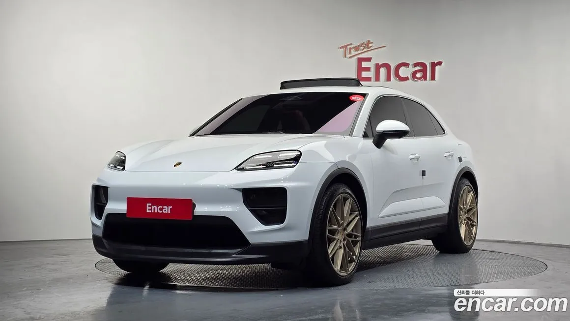 Porsche Macan 2025 из KR, фото 1