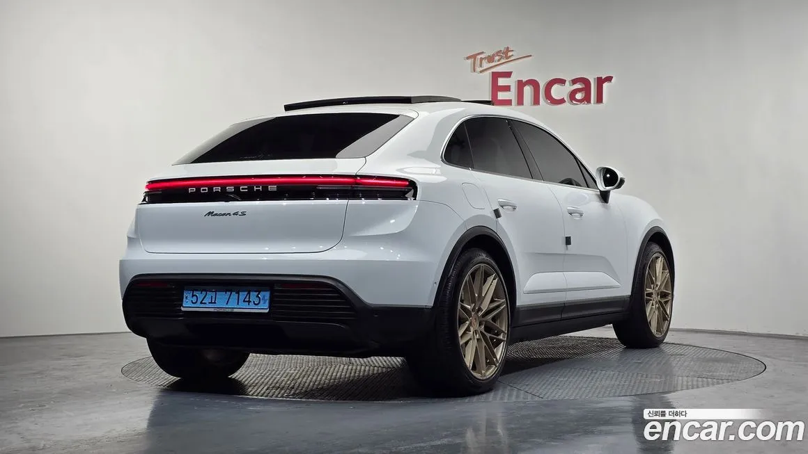 Porsche Macan 2025 из KR, фото 5