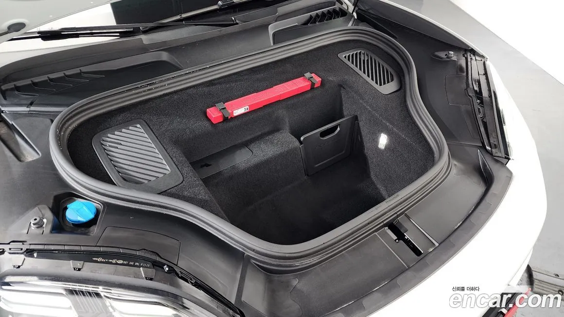 Porsche Macan 2025 из KR, фото 10