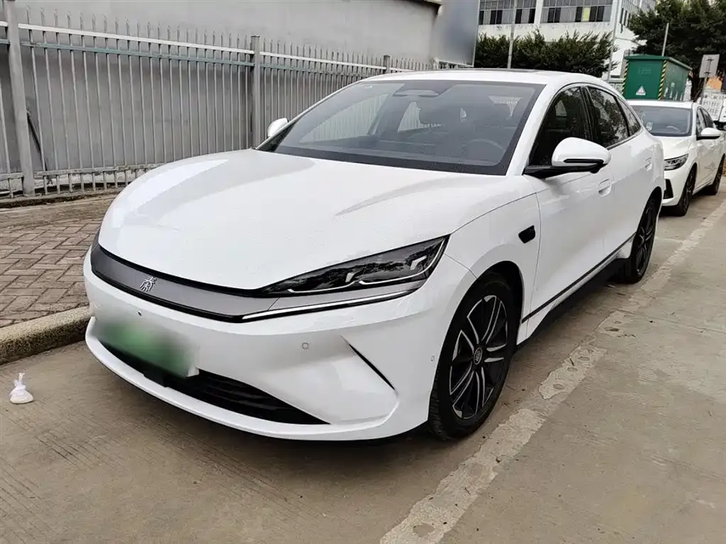BYD Qin L 2025 из CN, фото 2