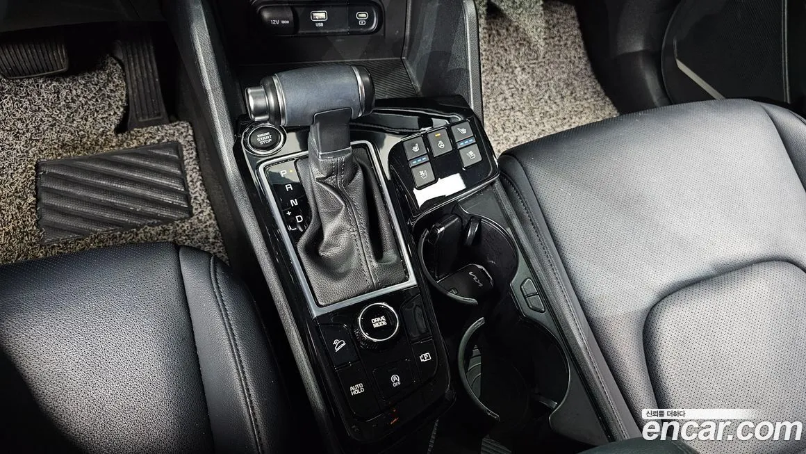 Kia Sportage — фото 9