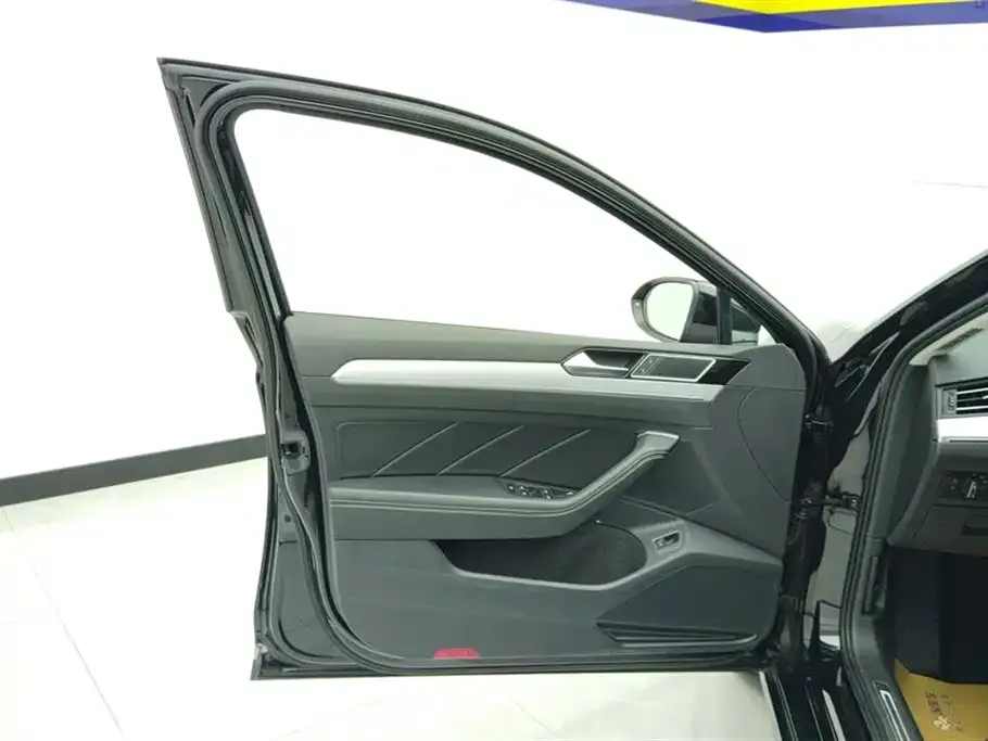 Volkswagen Magotan 2024 из CN, фото 2