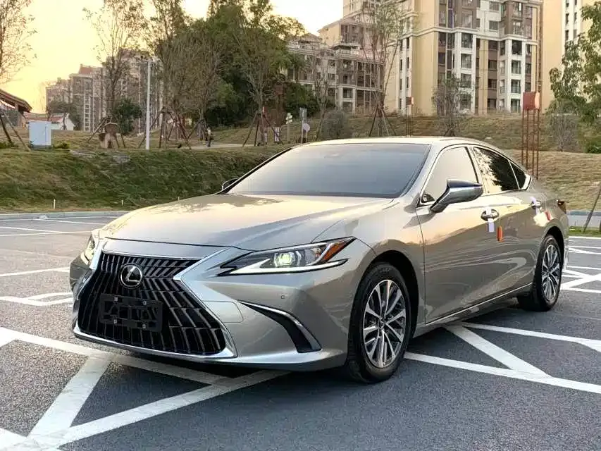 Lexus ES 2023 из CN, фото 1