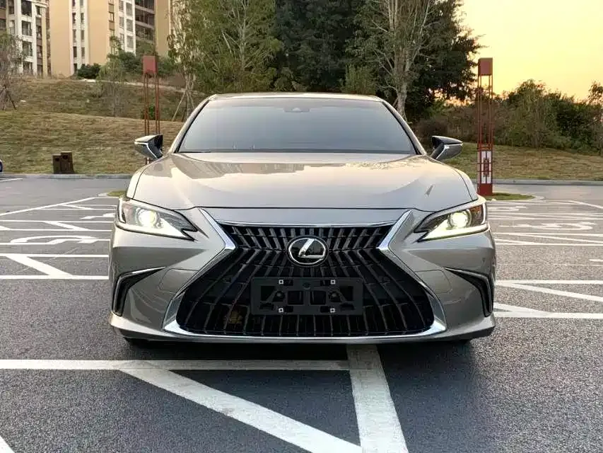 Lexus ES 2023 из CN, фото 10