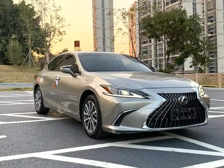 Lexus ES 2023 из CN, фото 5