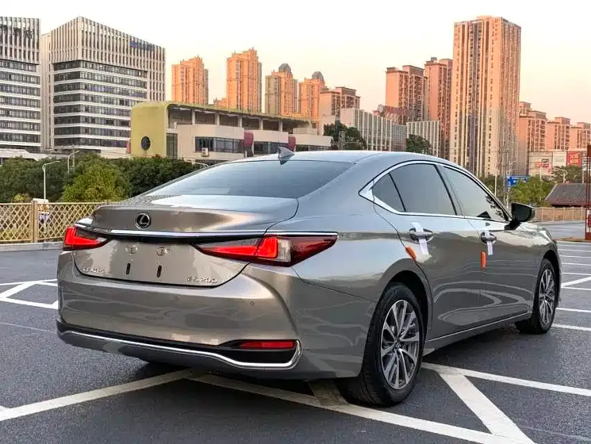 Lexus ES 2023 из CN, фото 9