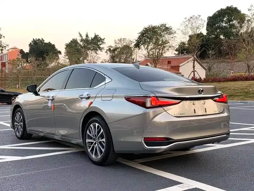 Lexus ES 2023 из CN, фото 7