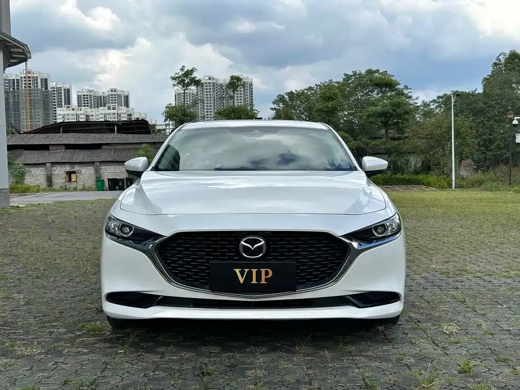 Mazda 3 Axela 2023 из CN, фото 3